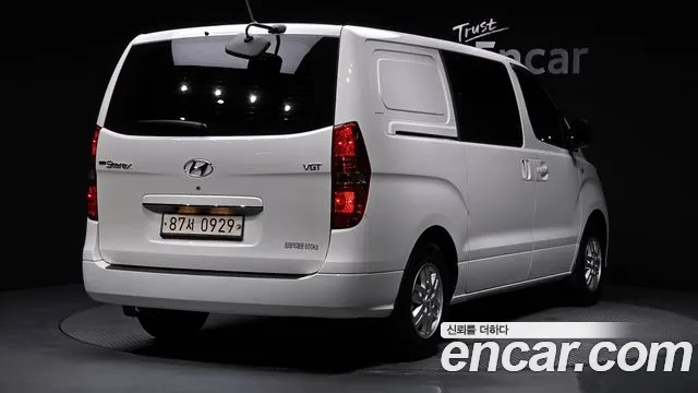 Hyundai Staria 2020 thumb 10