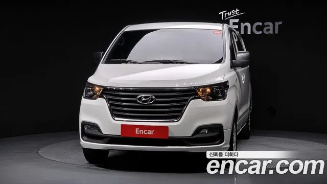 Hyundai Staria 2020 thumb 11