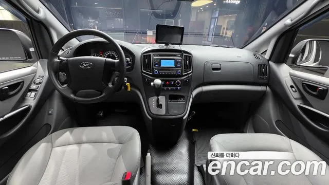 Hyundai Staria 2020 thumb 8