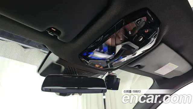 BMW 5 серии 2025 thumb 7