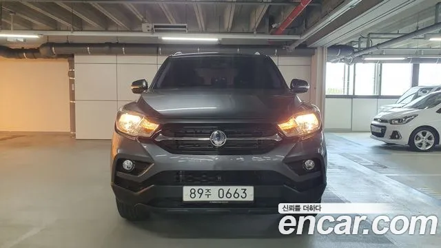 KGM Rexton 2018 thumb 2