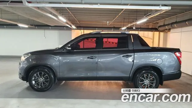 KGM Rexton 2018 thumb 3
