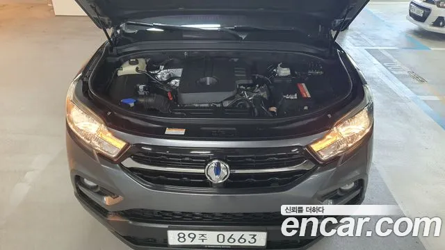 KGM Rexton 2018 thumb 9