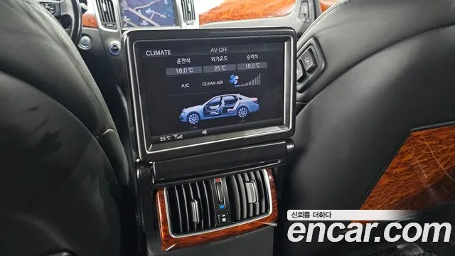 Hyundai Equus 2011 thumb 9