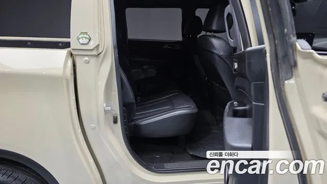 KGM Rexton 2024 thumb 2