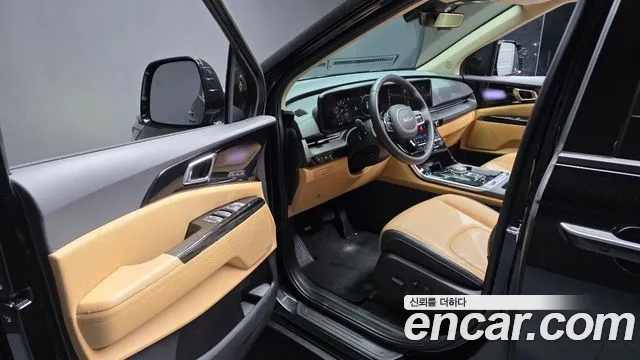 Kia Carnival 2023 thumb 8