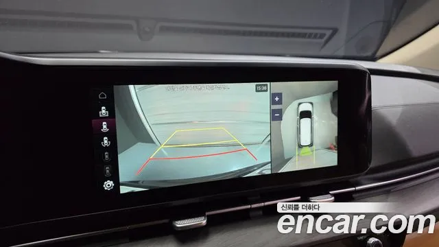 Kia Carnival 2023 thumb 5