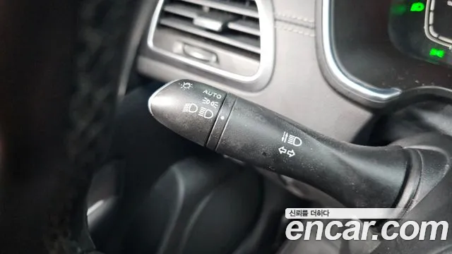 Renault SM6 2023 thumb 11
