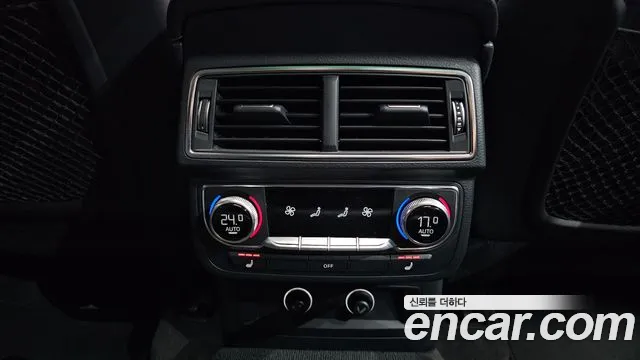 Audi Q7 2019 thumb 7