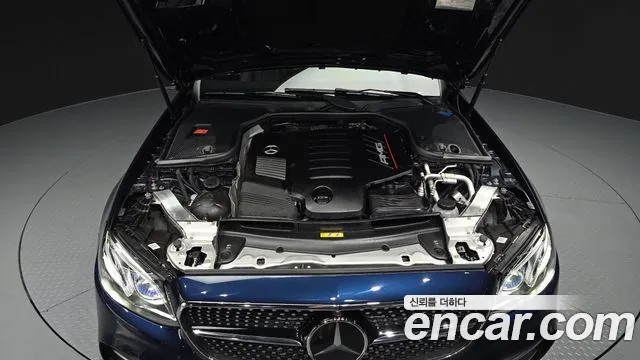 Mercedes-Benz E-Class 2019 thumb 11