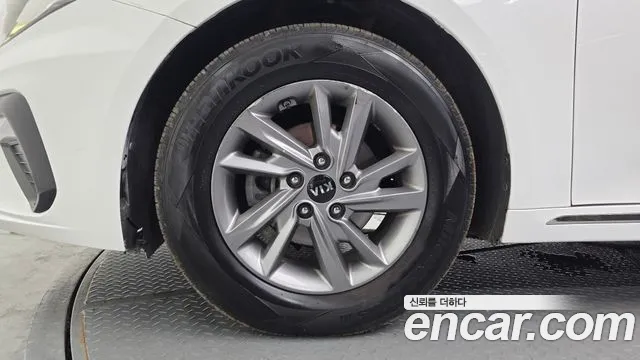 Kia K5 2019 thumb 12
