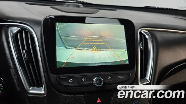 Chevrolet Malibu 2018 thumb 3