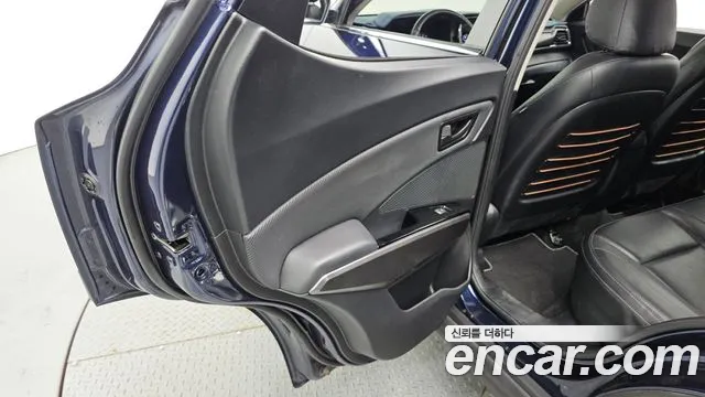 KGM Tivoli 2020 thumb 11