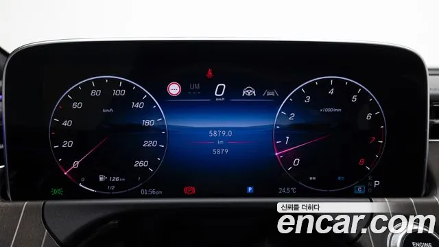 Mercedes-Benz E-Class 2025 thumb 9