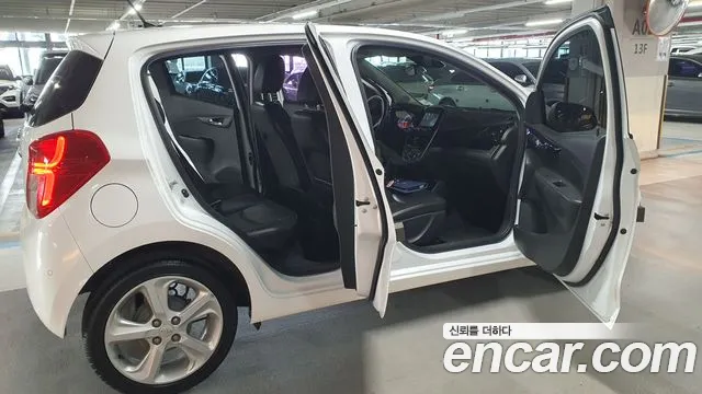 Chevrolet Spark 2015 thumb 9