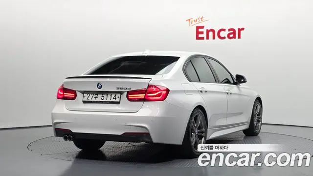 BMW 3 серии 2018 thumb 3