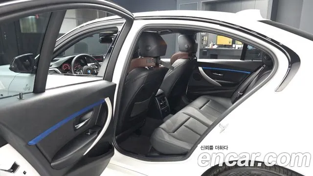 BMW 3 серии 2018 thumb 6