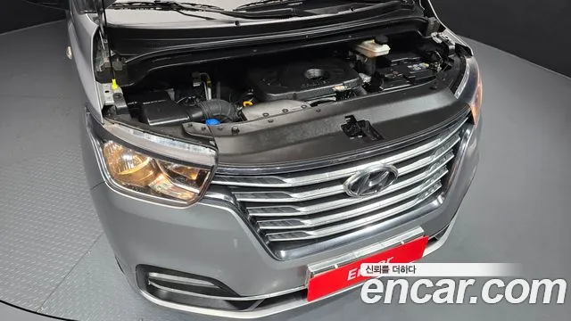 Hyundai Staria 2020 thumb 6