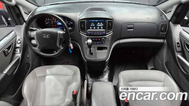 Hyundai Staria 2020 thumb 2