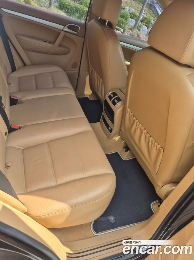 Porsche Cayenne 2009 thumb 6