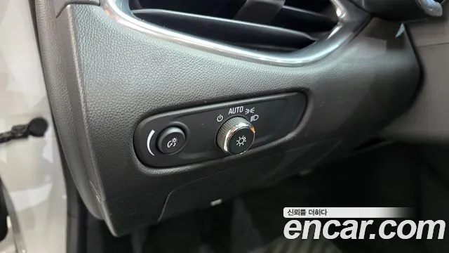 Chevrolet Malibu 2016 thumb 12