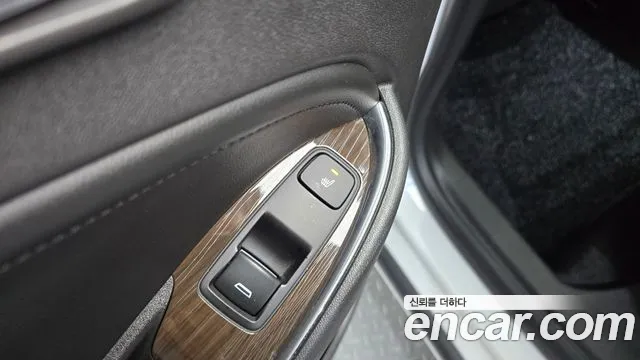 Chevrolet Malibu 2016 thumb 2