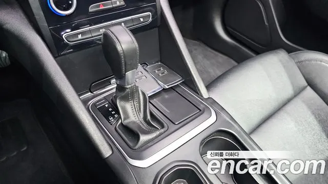 Renault SM6 2017 thumb 12