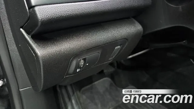 Renault SM6 2017 thumb 9