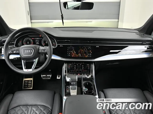 Audi Q7 2025 thumb 2