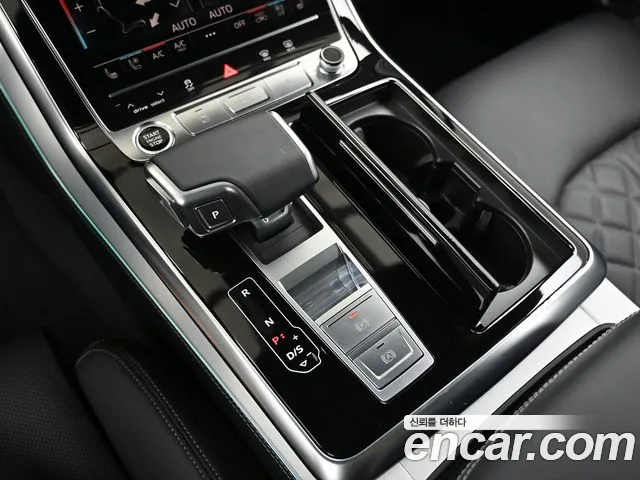 Audi Q7 2025 thumb 8