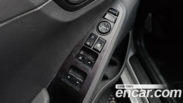 Hyundai Ioniq Hybrid 2016 thumb 8