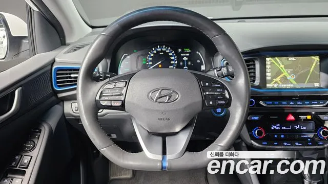 Hyundai Ioniq Hybrid 2016 thumb 4