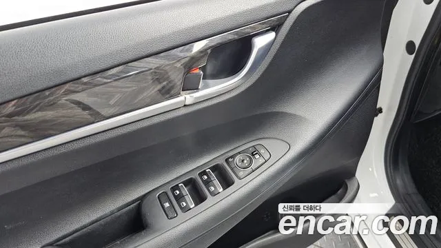 Hyundai Grandeur 2016 thumb 9