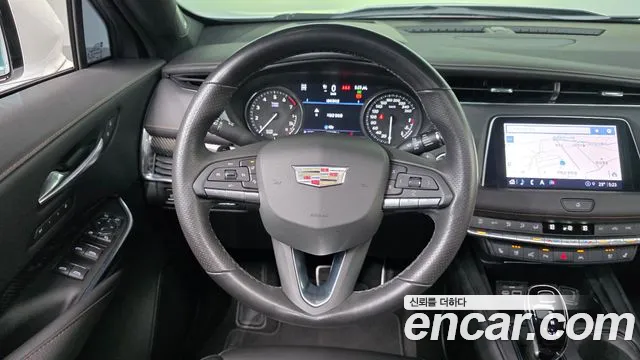Cadillac XT4 2022 thumb 6