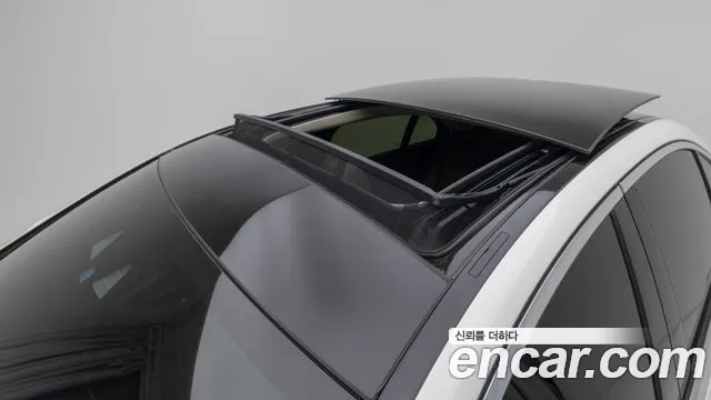 Mercedes-Benz E-Class 2020 thumb 12