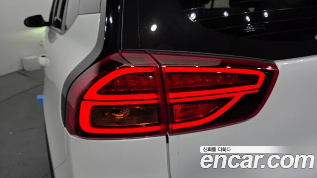 Kia Niro Plus 2023 thumb 6