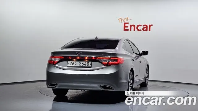 Hyundai Grandeur 2012 thumb 11