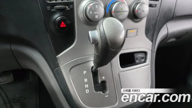 Hyundai Staria 2013 thumb 6