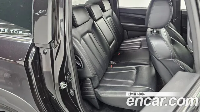KGM Rexton 2021 thumb 2