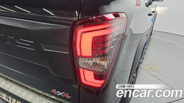 KGM Rexton 2021 thumb 9