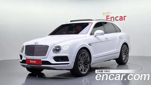Bentley Bentayga 2018 thumb 6