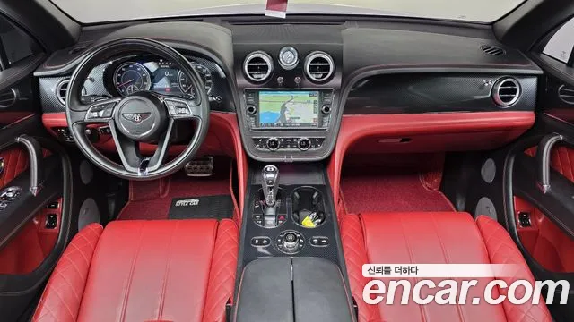 Bentley Bentayga 2018 thumb 7