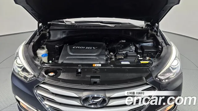 Hyundai Santafe 2016 thumb 6
