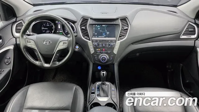 Hyundai Santafe 2016 thumb 3