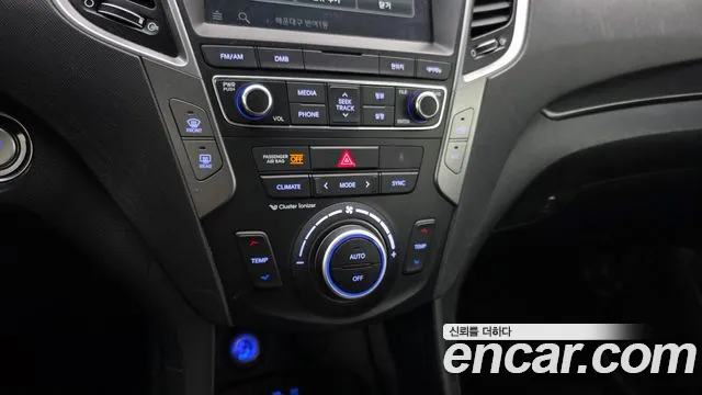 Hyundai Santafe 2016 thumb 12