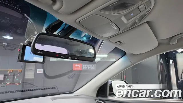 Hyundai Santafe 2016 thumb 9
