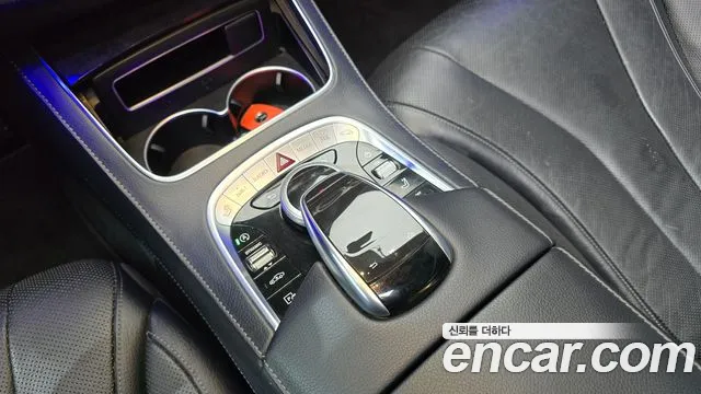 Mercedes-Benz S-Class 2019 thumb 3