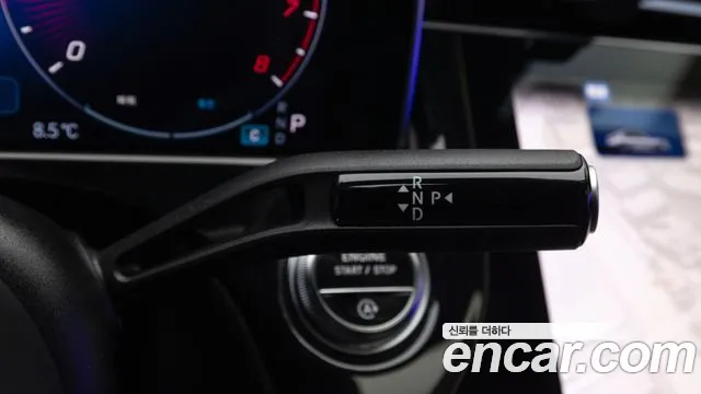 Mercedes-Benz E-Class 2024 thumb 3