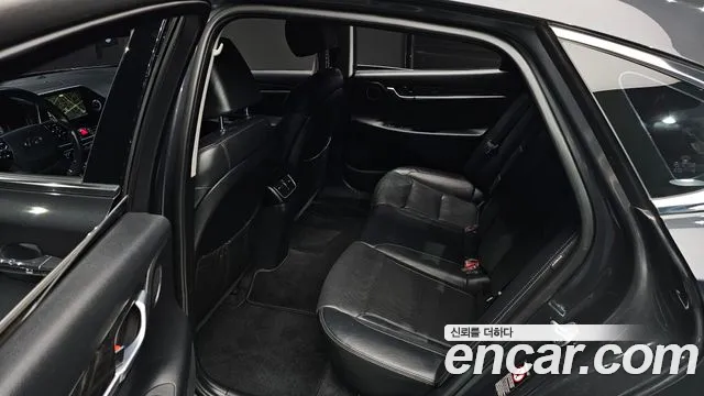 Hyundai Grandeur 2017 thumb 3