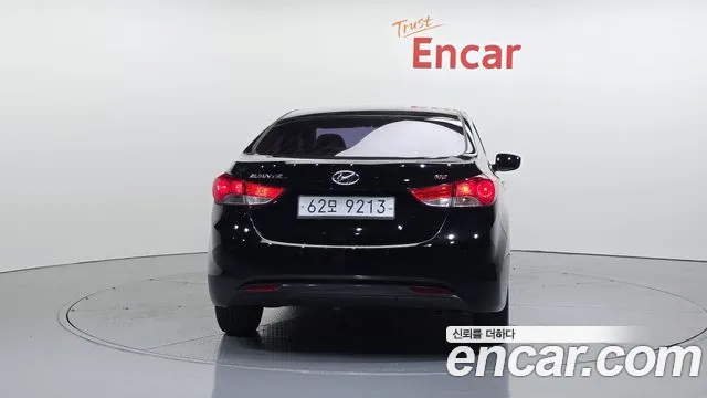 Hyundai Avante 2013 thumb 10